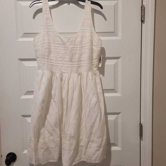 Old Navy Dresses & Skirts - Old Navy White Linen Style Dress with Crotchet Accents size Medium, NWT